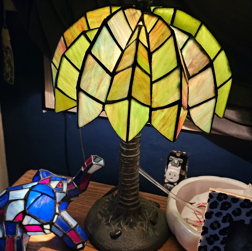 Stained Glass Tiffany Like Palm Tree Lamp